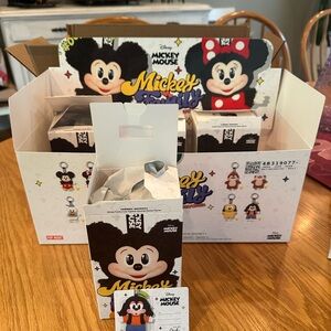 Disney Pop Mart Goofy Keychain Bag Charm
